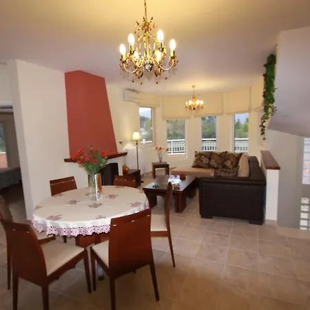 Villa Rosa *